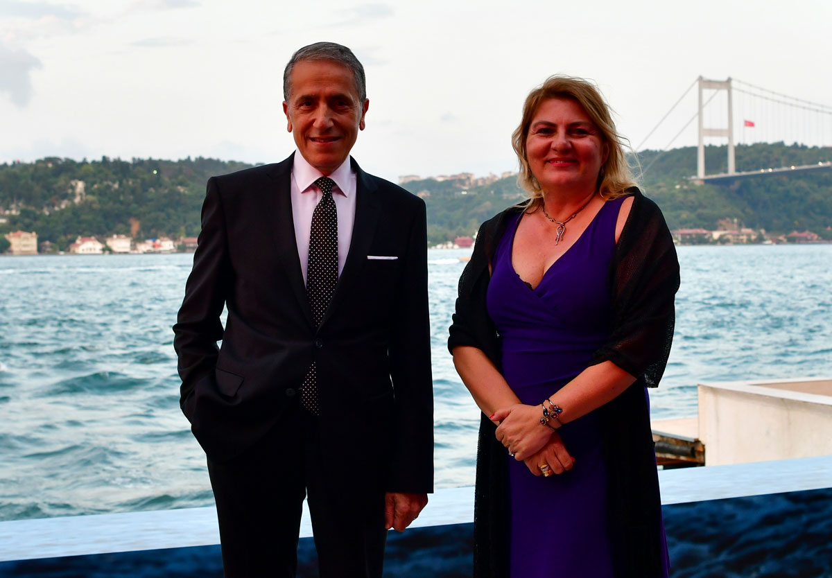 Dr. Bahar Akıngüç Günver ile Rektörümüz Prof. Dr. Erhan Güzel